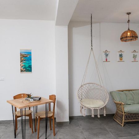 Guest House - Affittacamere Green Apartment - By Faendho Porto Torres Extérieur photo