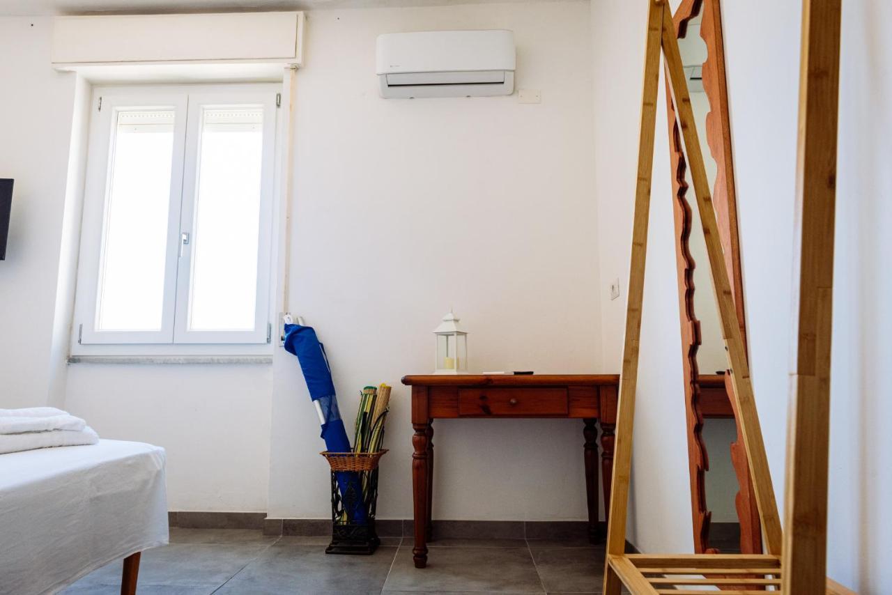 Guest House - Affittacamere Green Apartment - By Faendho Porto Torres Extérieur photo