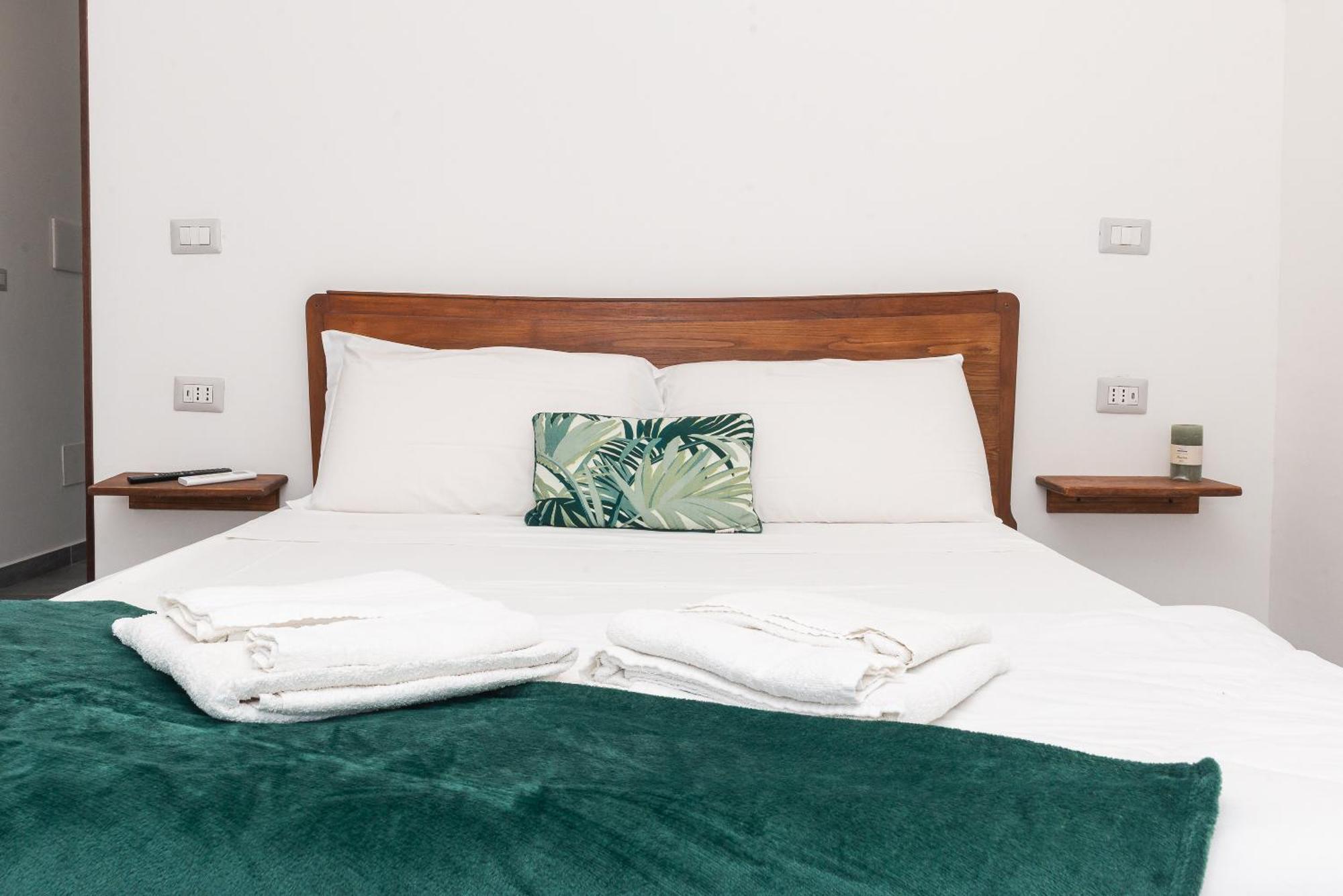 Guest House - Affittacamere Green Apartment - By Faendho Porto Torres Extérieur photo